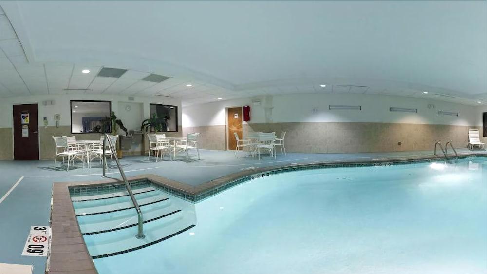 Holiday Inn Express & Suites Chesapeake By Ihg Kültér fotó