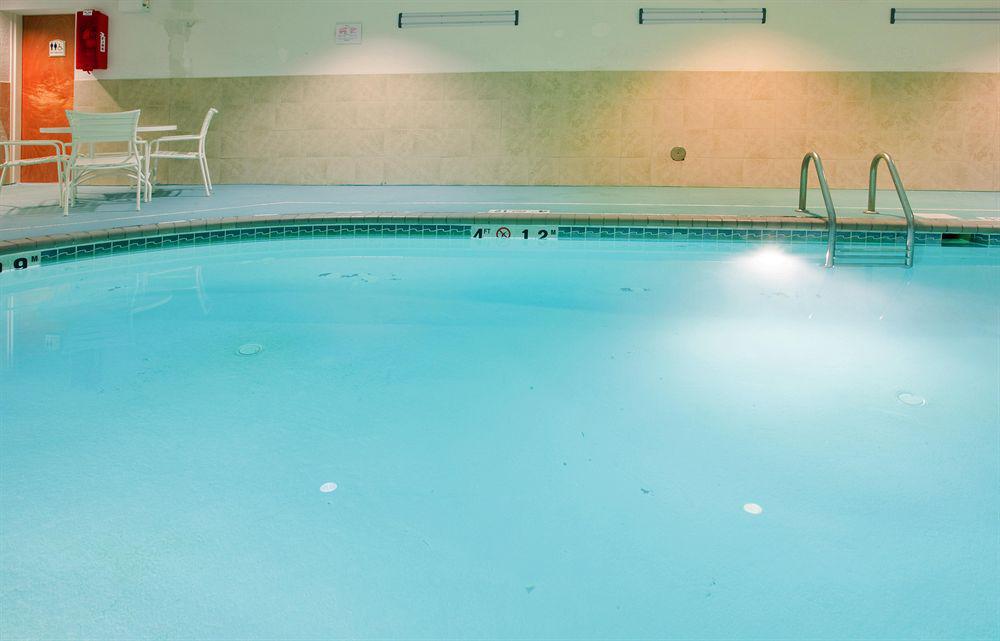 Holiday Inn Express & Suites Chesapeake By Ihg Kültér fotó