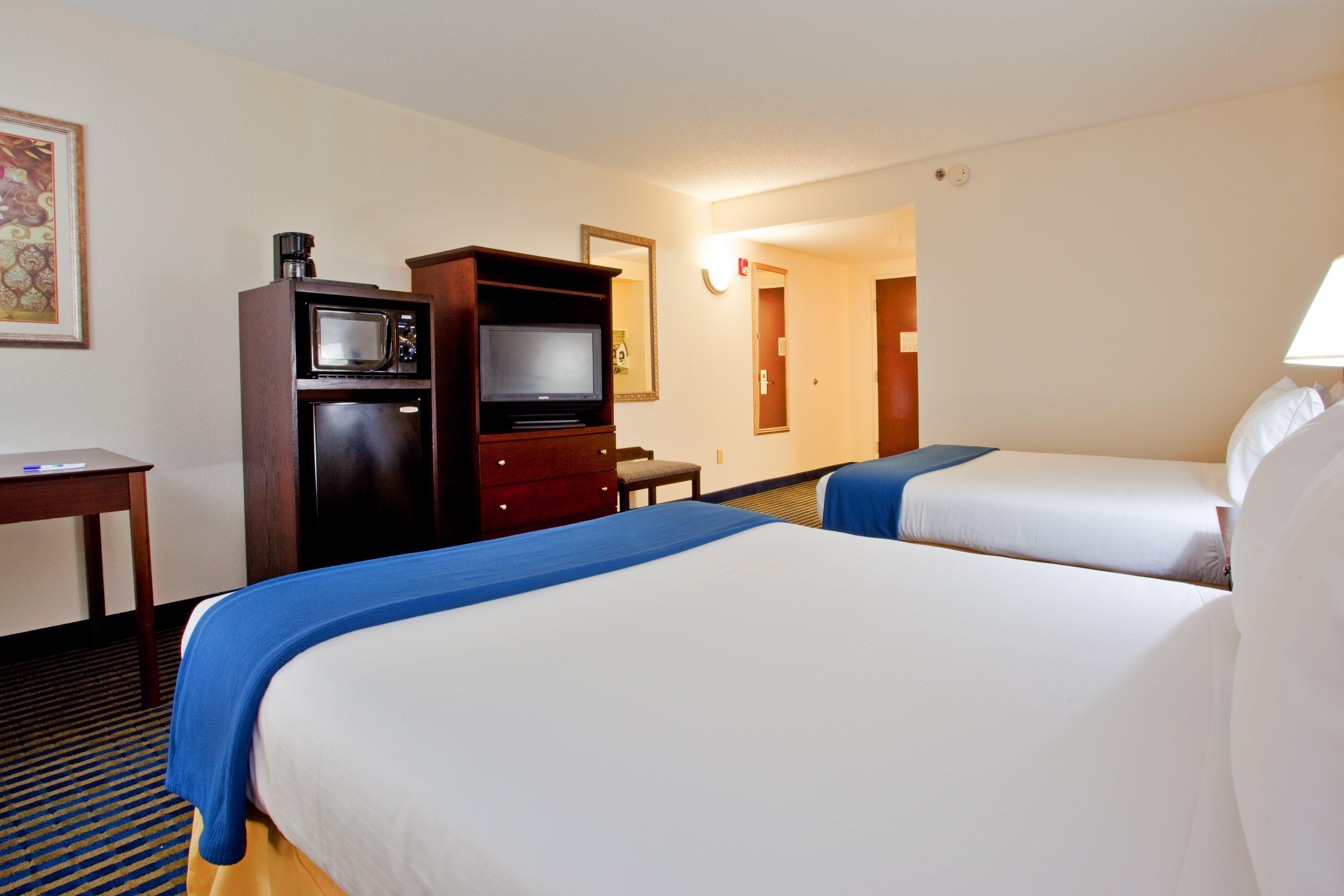 Holiday Inn Express & Suites Chesapeake By Ihg Kültér fotó