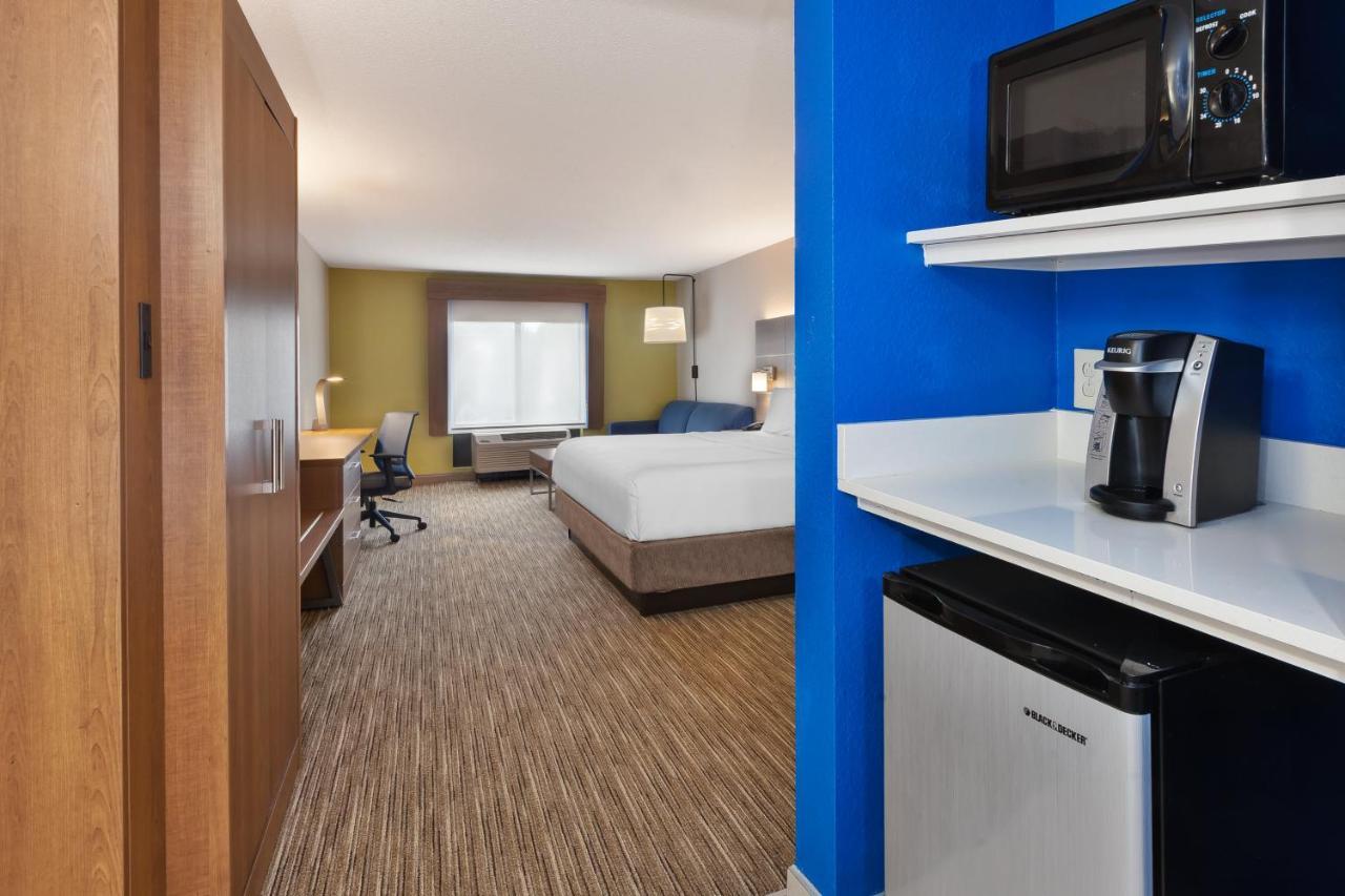 Holiday Inn Express & Suites Chesapeake By Ihg Kültér fotó