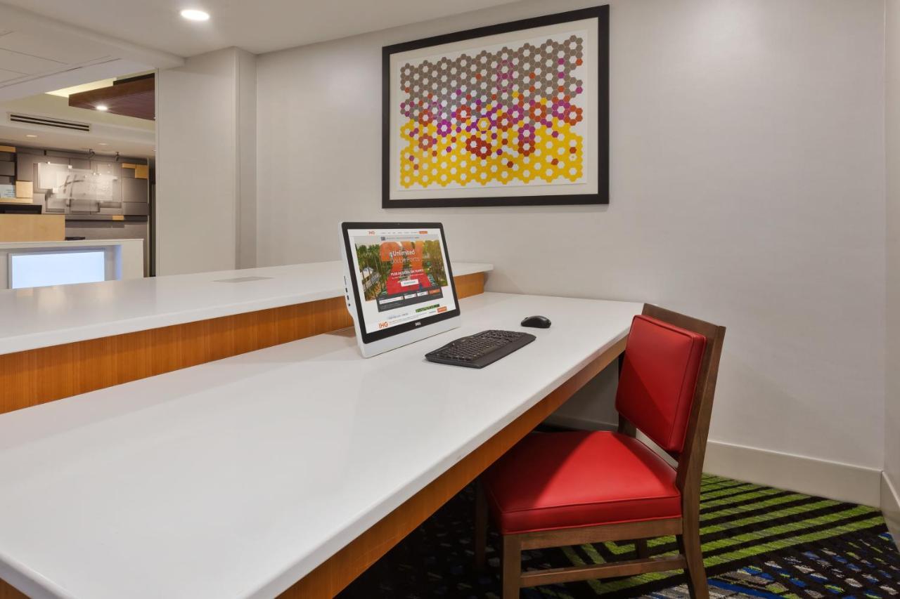 Holiday Inn Express & Suites Chesapeake By Ihg Kültér fotó